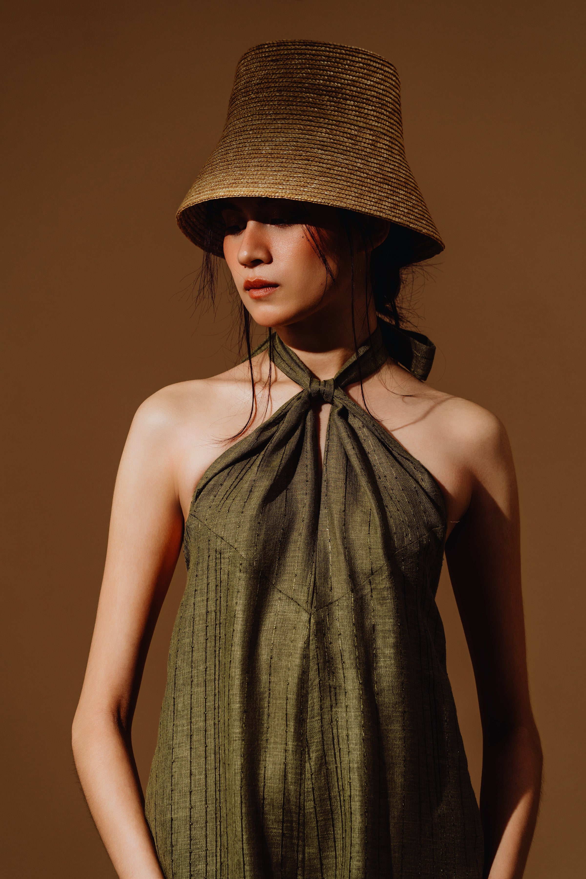 Linen Sequin Halter-Neck Jumpsuit and Bareback (Copy)