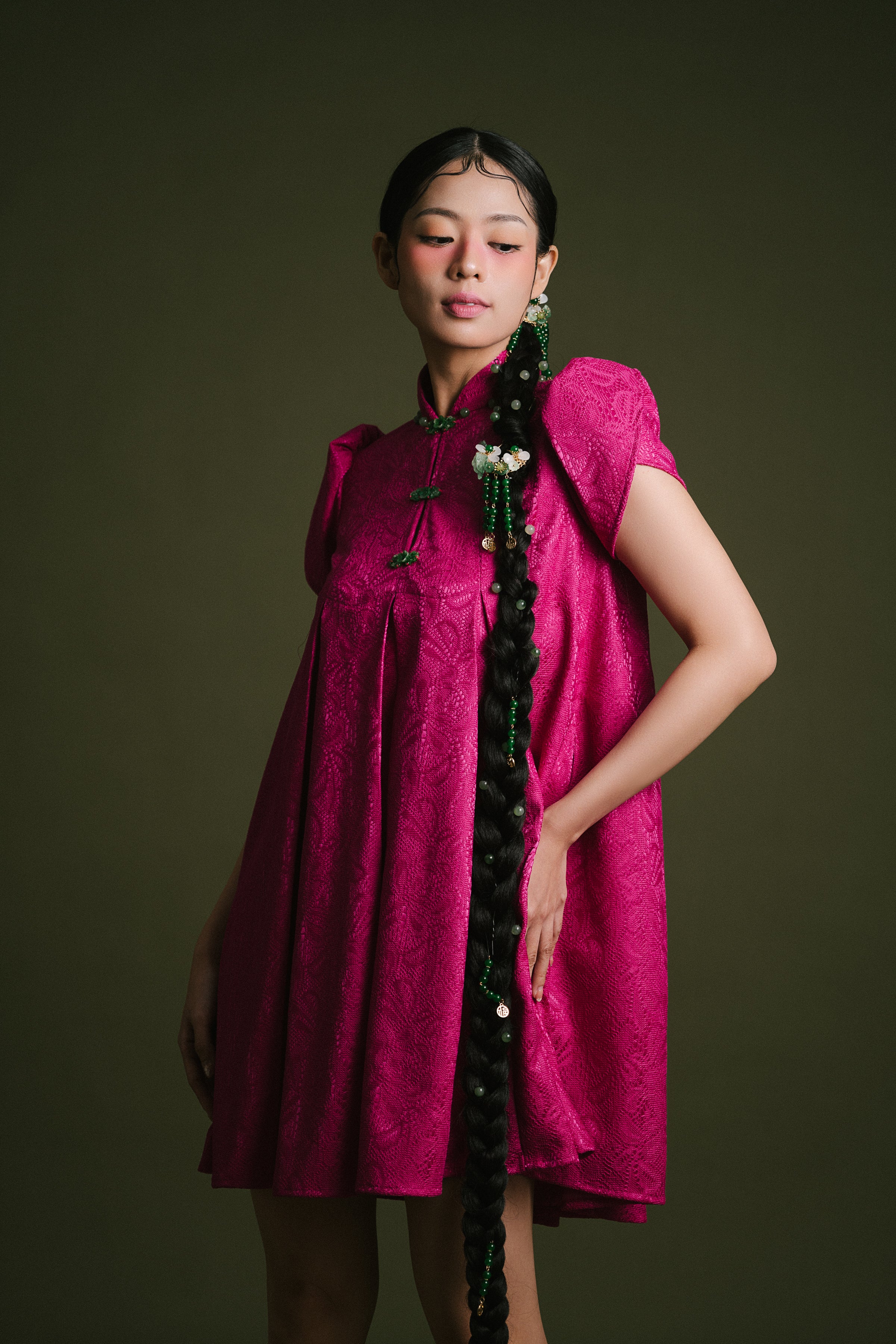 「俏 qiào」Tulip Sleeves Mini Dress with Pockets