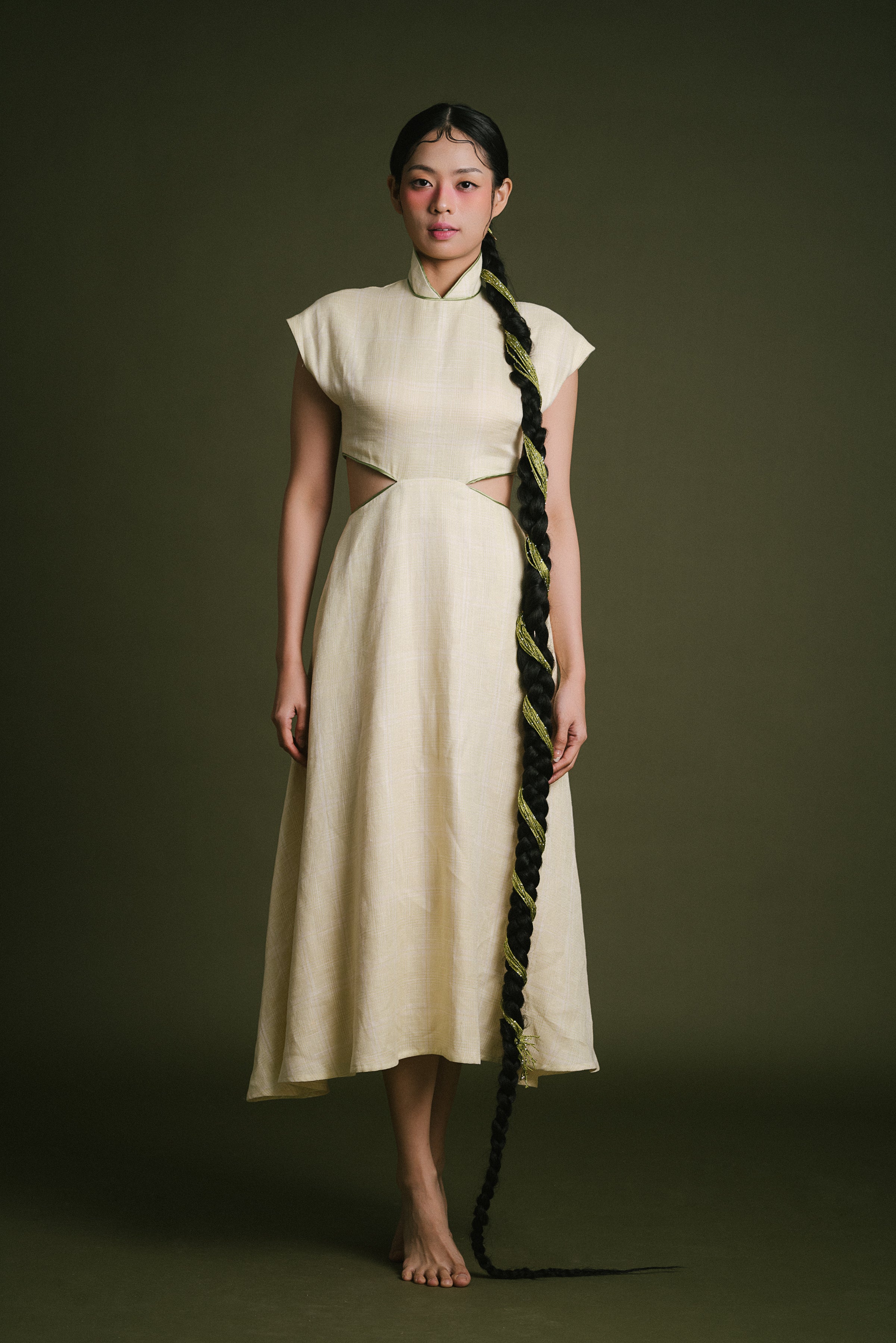 「芯 xīn」Cut Out Cheongsam with Pockets