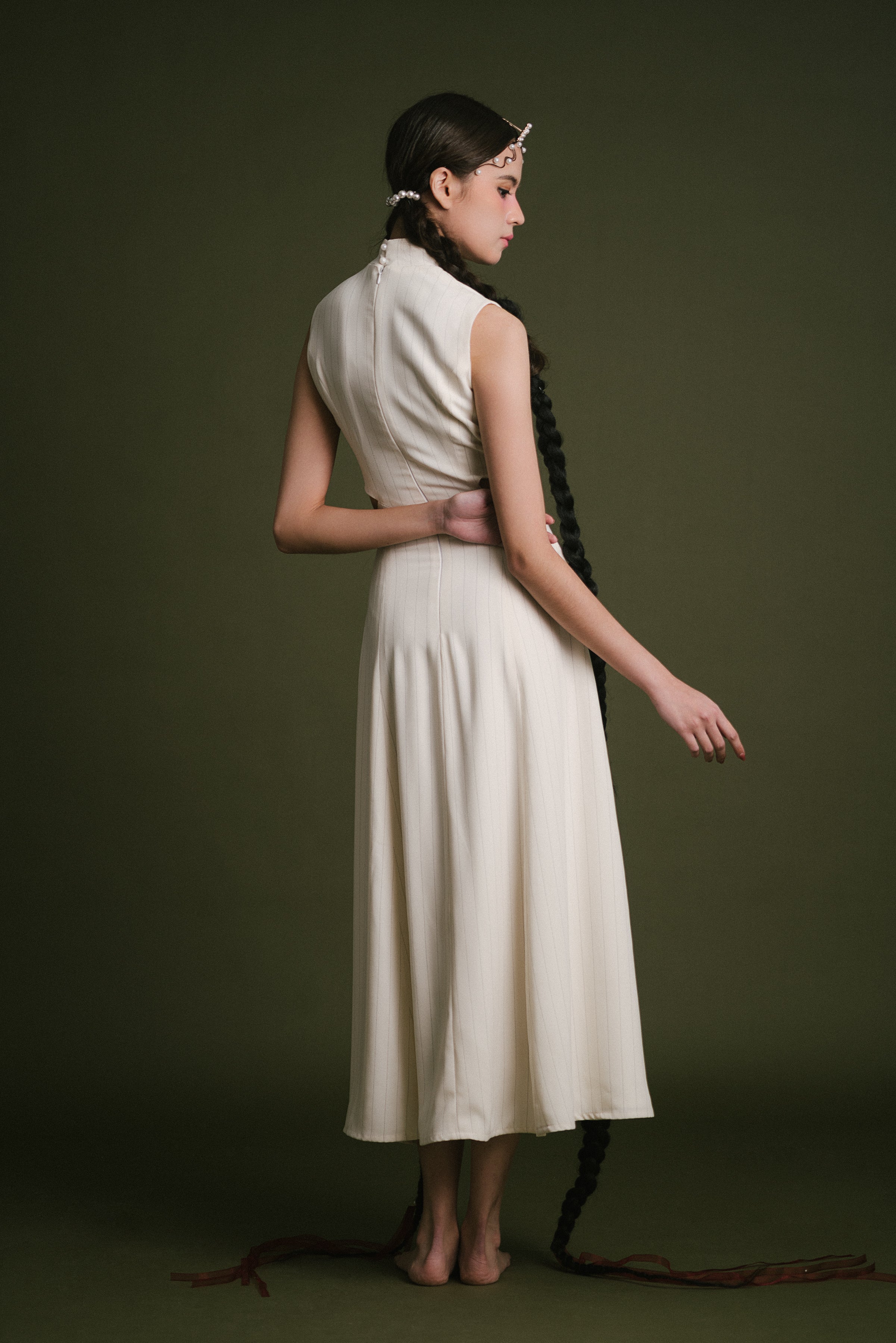 「雅 yǎ」Cut Out Cheongsam with Pockets (Sleevesless)