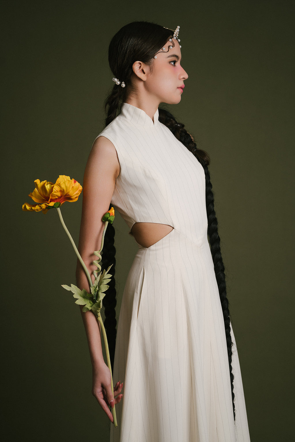 「雅 yǎ」Cut Out Cheongsam with Pockets (Sleevesless)