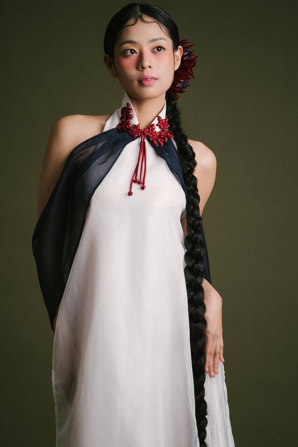 「媚 mèi」Mandarin Collar Open-Back Dress with Shawl (Long)