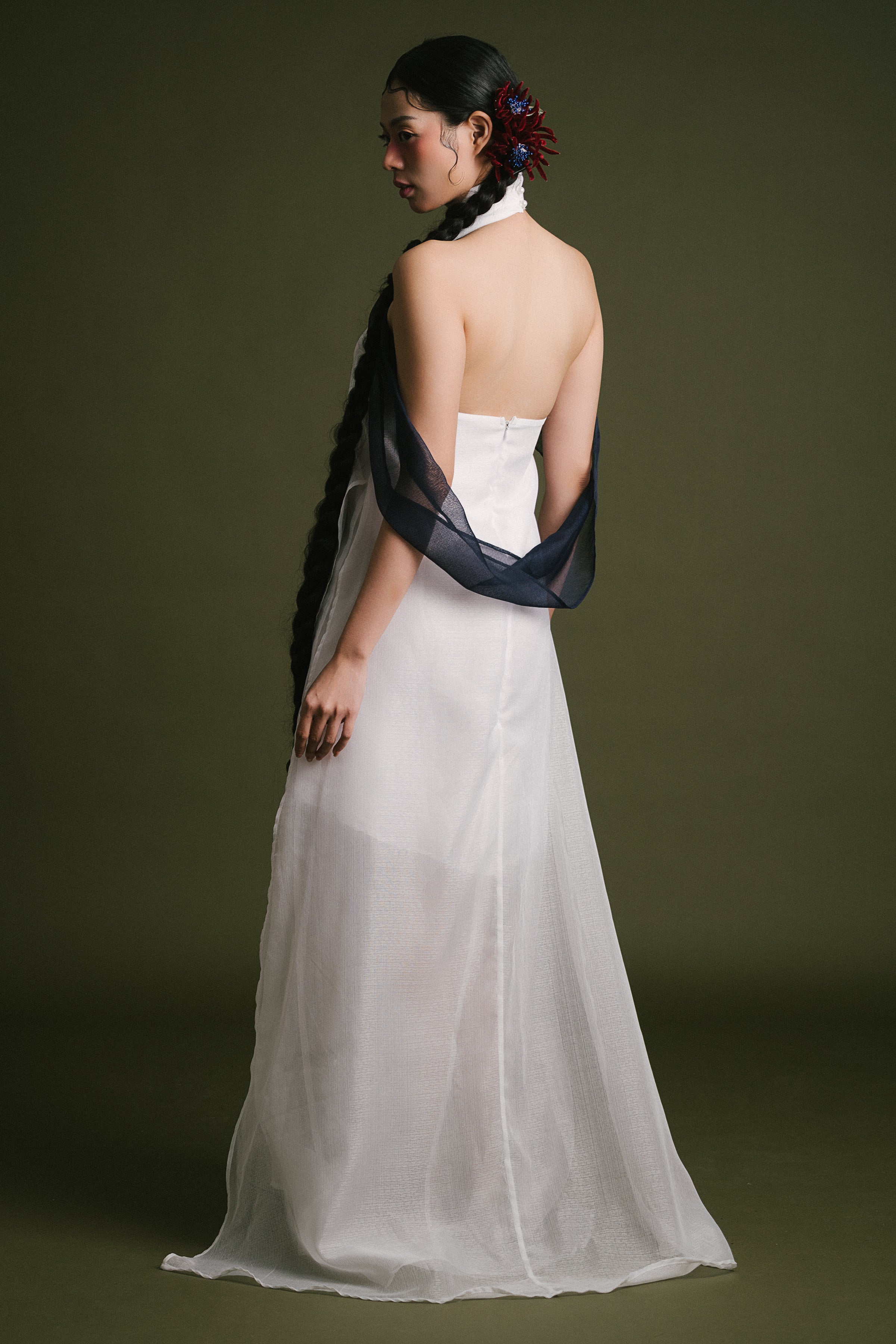 「媚 mèi」Mandarin Collar Open-Back Dress with Shawl (Long)