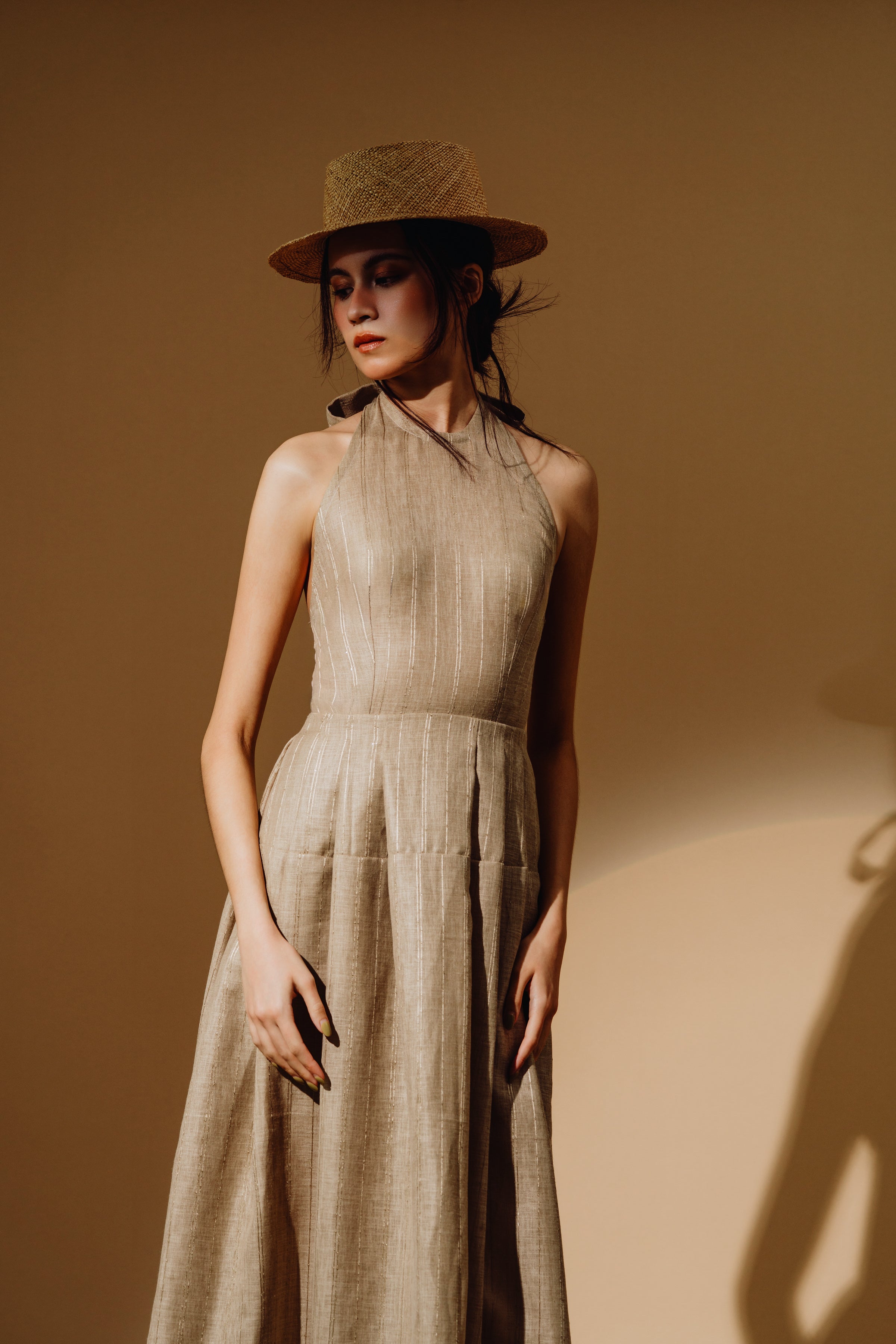 Linen Sequin Halter-Neck Maxi Dress and Bareback with Pleated Skirt